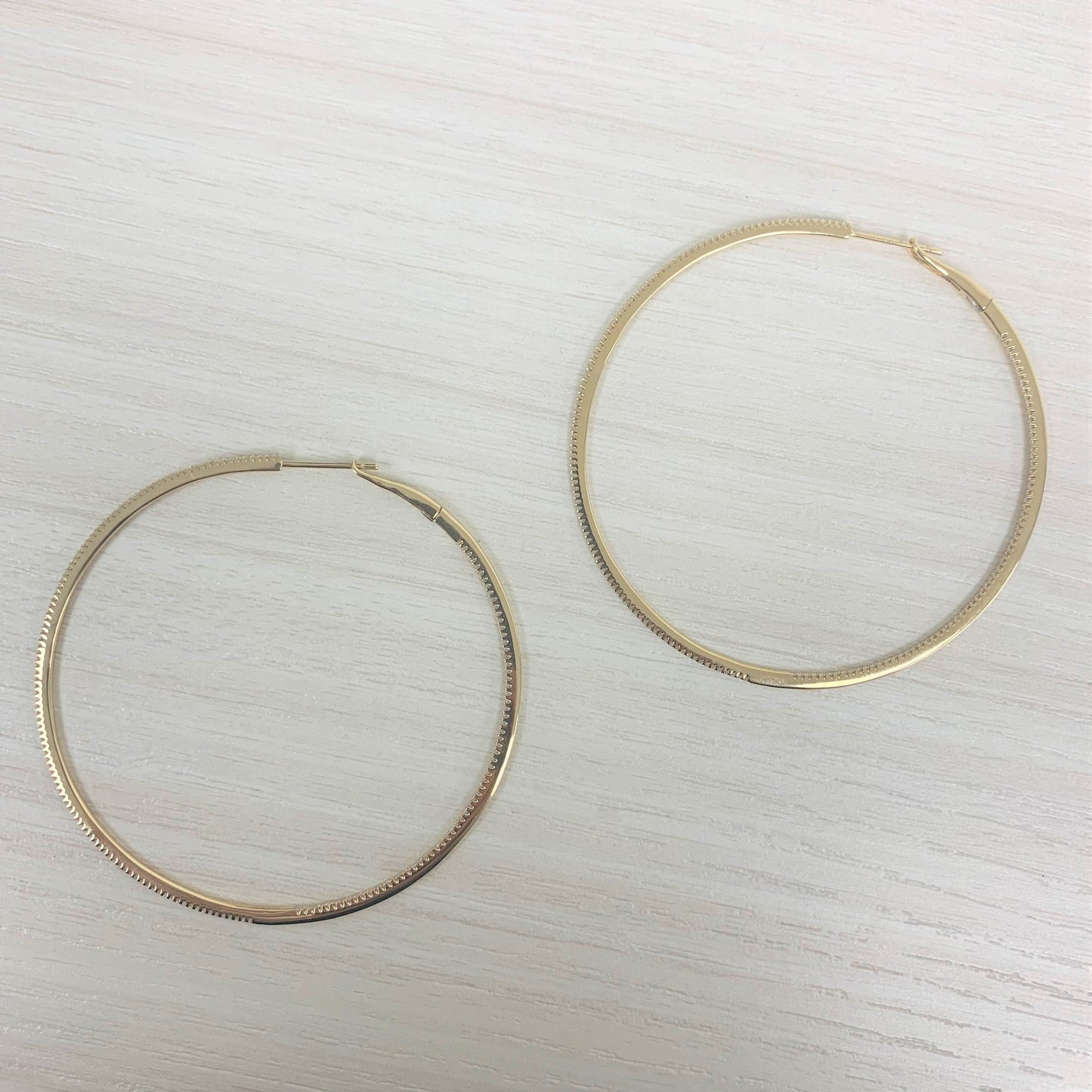 14k Gold & Diamond Skinny Hoop Earrings 2.5" - 1.00ct