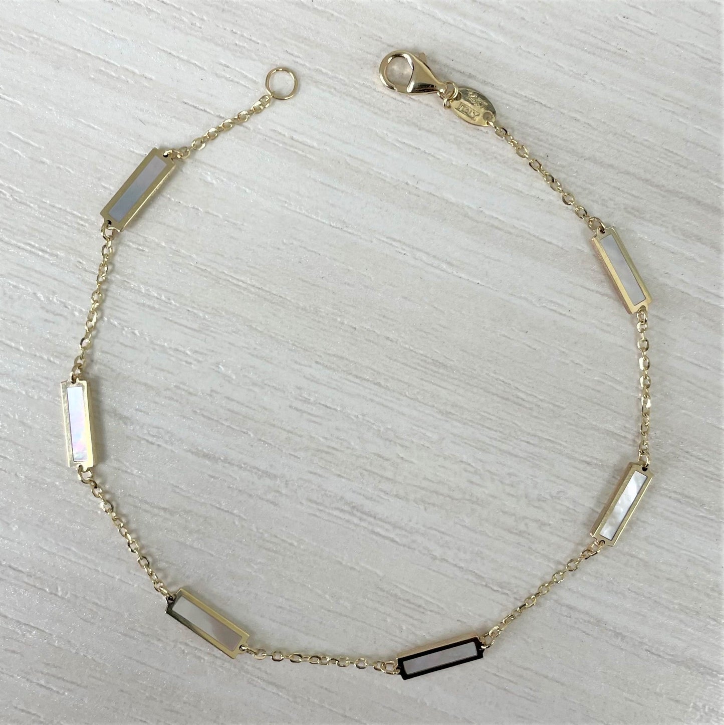 14k Gold Mother of Pearl Bar Bracelet